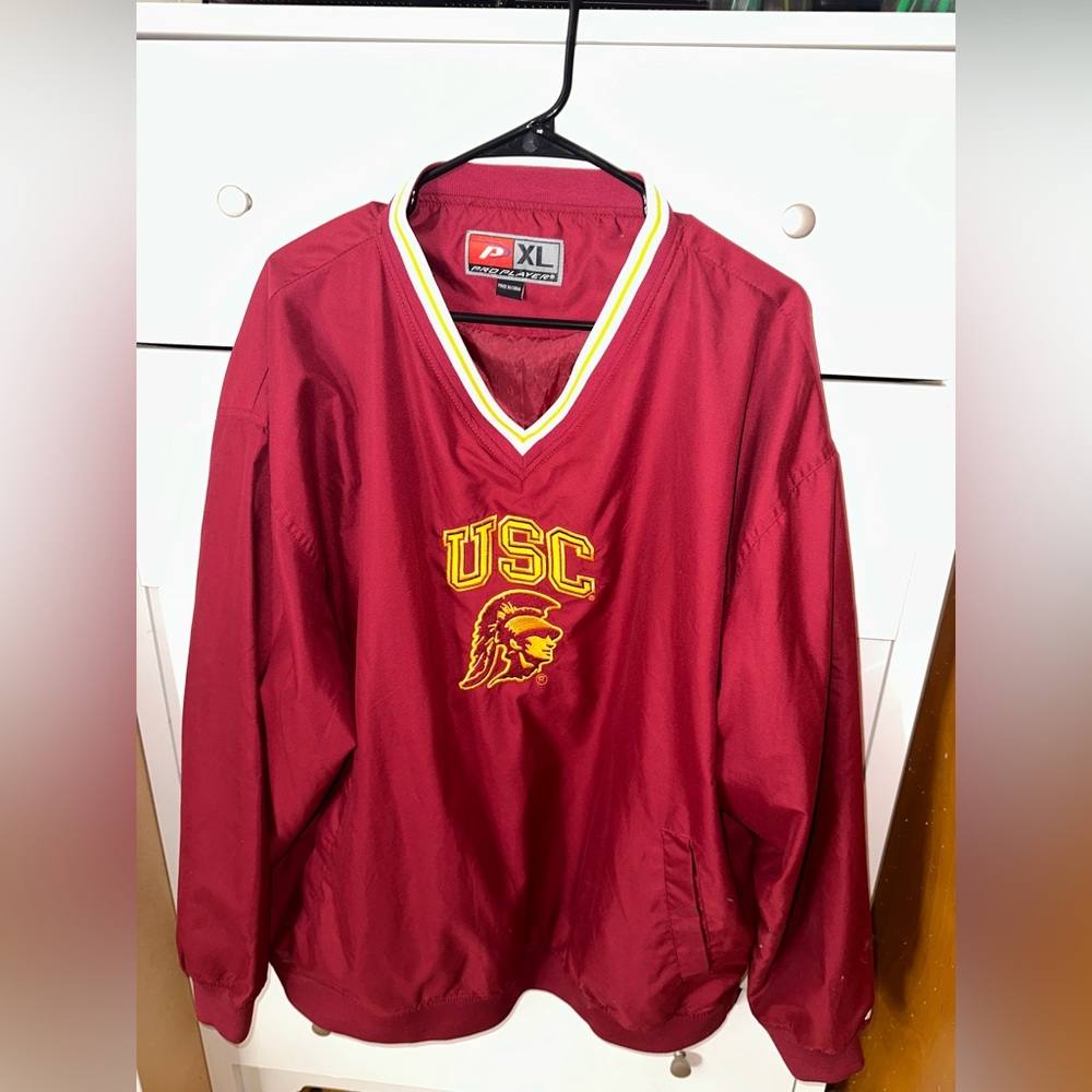 Men’s crew neck/ jacket